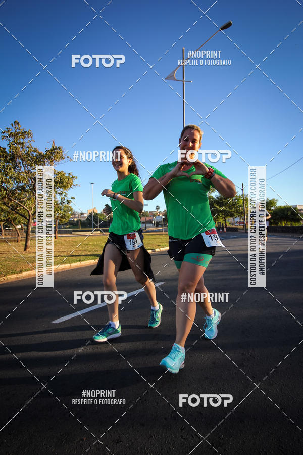 Buy your photos of the eventCorrida 8K Austa on Fotop