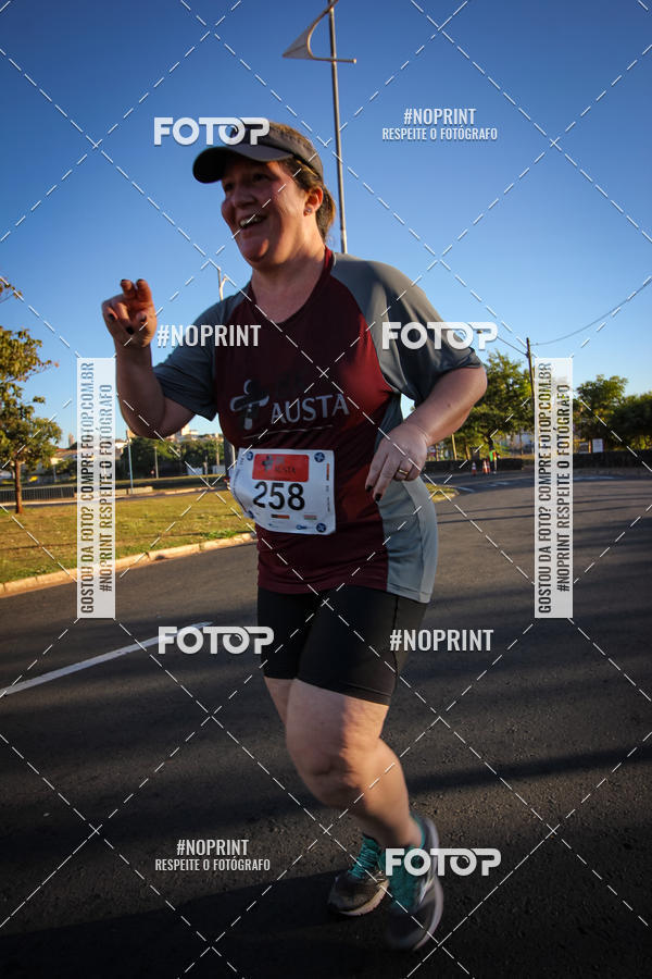 Buy your photos of the eventCorrida 8K Austa on Fotop