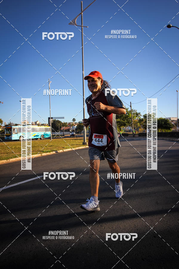 Buy your photos of the eventCorrida 8K Austa on Fotop