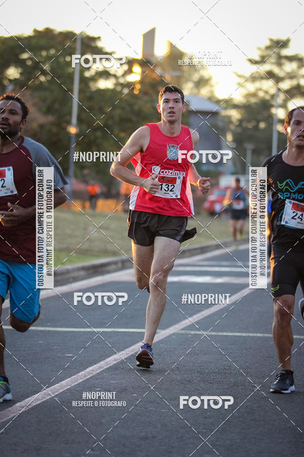 Buy your photos of the eventCorrida 8K Austa on Fotop