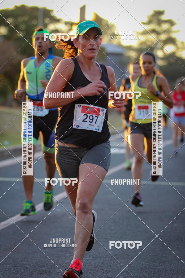 Buy your photos of the eventCorrida 8K Austa on Fotop