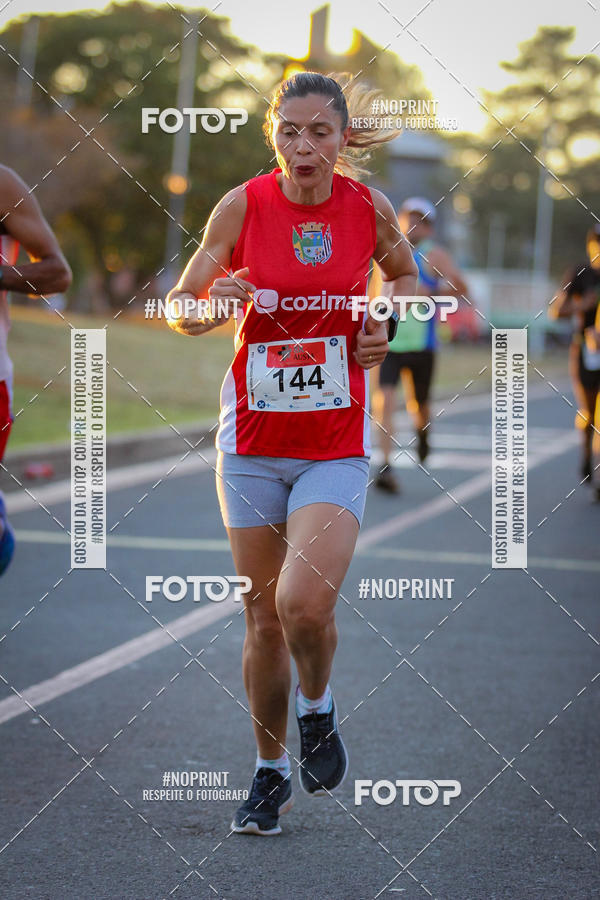 Buy your photos of the eventCorrida 8K Austa on Fotop