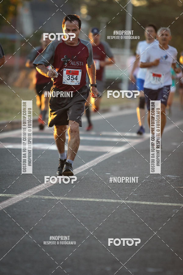Buy your photos of the eventCorrida 8K Austa on Fotop