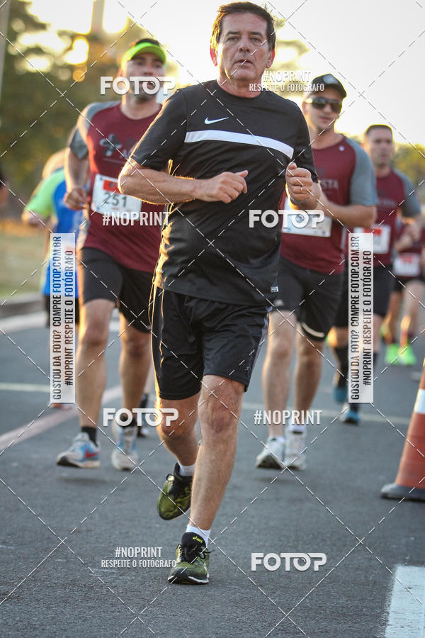 Buy your photos of the eventCorrida 8K Austa on Fotop