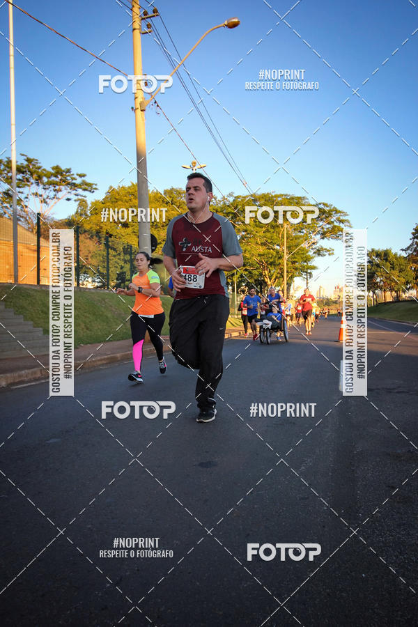 Buy your photos of the eventCorrida 8K Austa on Fotop