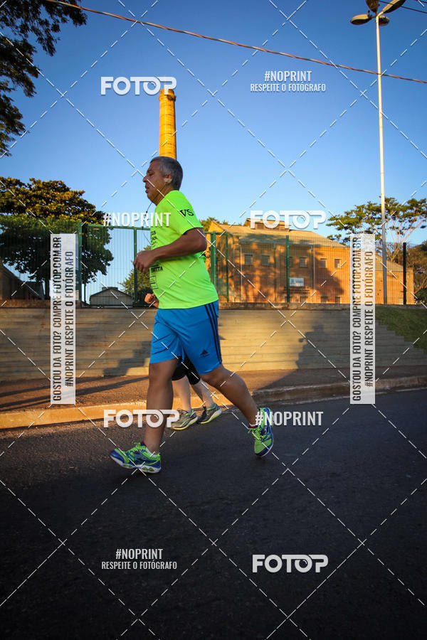 Buy your photos of the eventCorrida 8K Austa on Fotop