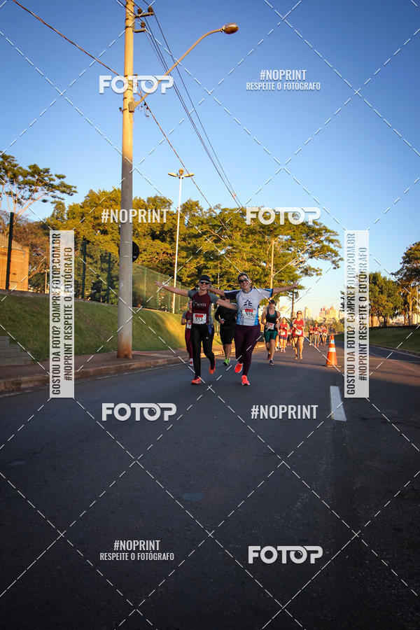 Buy your photos of the eventCorrida 8K Austa on Fotop