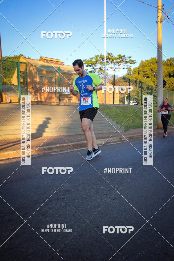 Buy your photos of the eventCorrida 8K Austa on Fotop