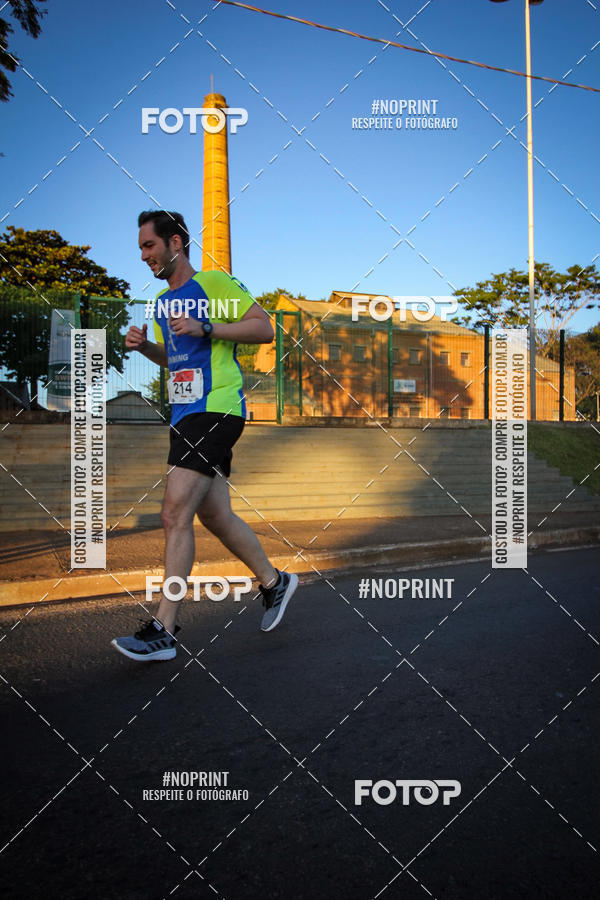 Buy your photos of the eventCorrida 8K Austa on Fotop