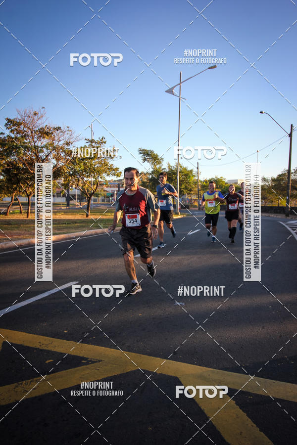 Buy your photos of the eventCorrida 8K Austa on Fotop