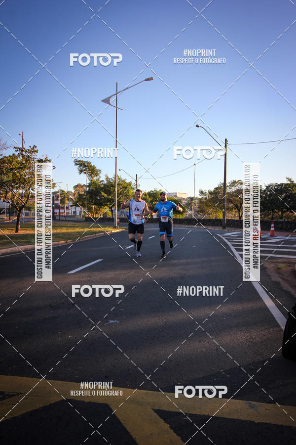 Buy your photos of the eventCorrida 8K Austa on Fotop
