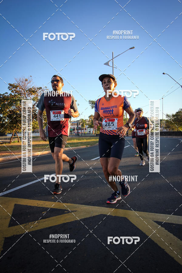 Buy your photos of the eventCorrida 8K Austa on Fotop
