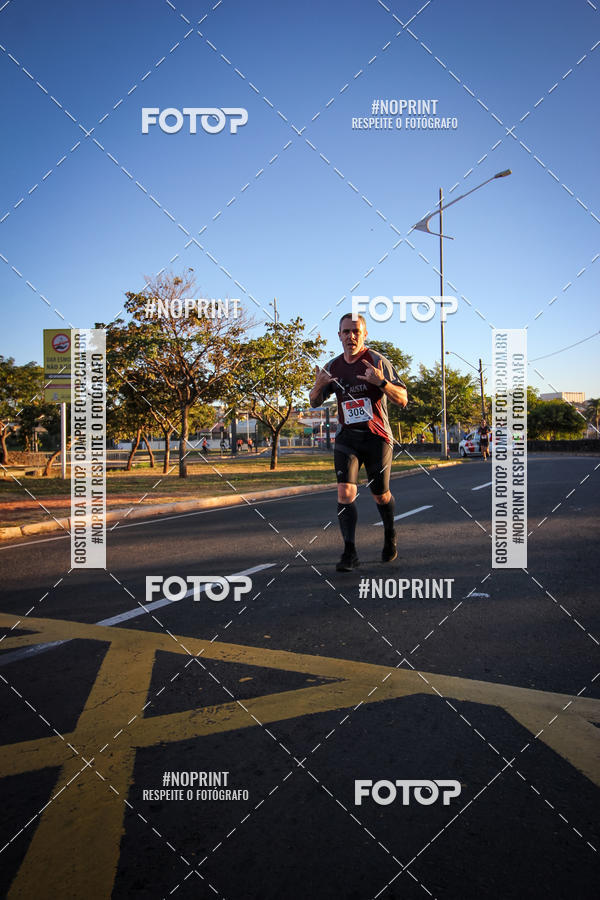 Buy your photos of the eventCorrida 8K Austa on Fotop