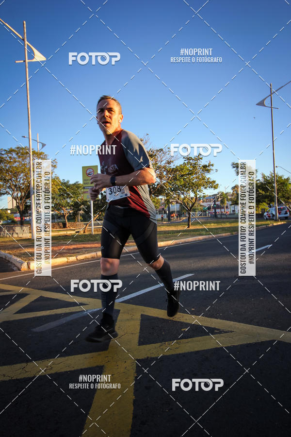 Buy your photos of the eventCorrida 8K Austa on Fotop
