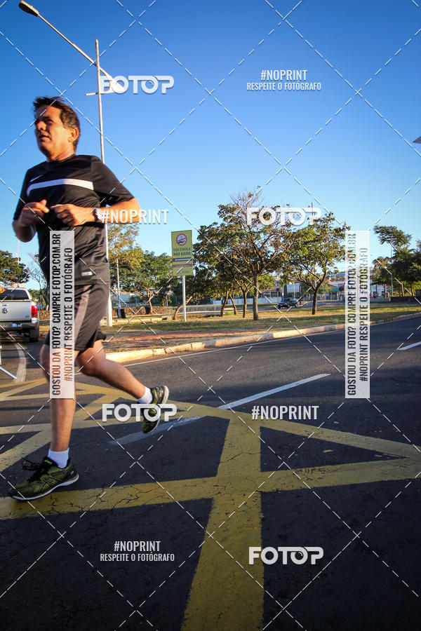 Buy your photos of the eventCorrida 8K Austa on Fotop