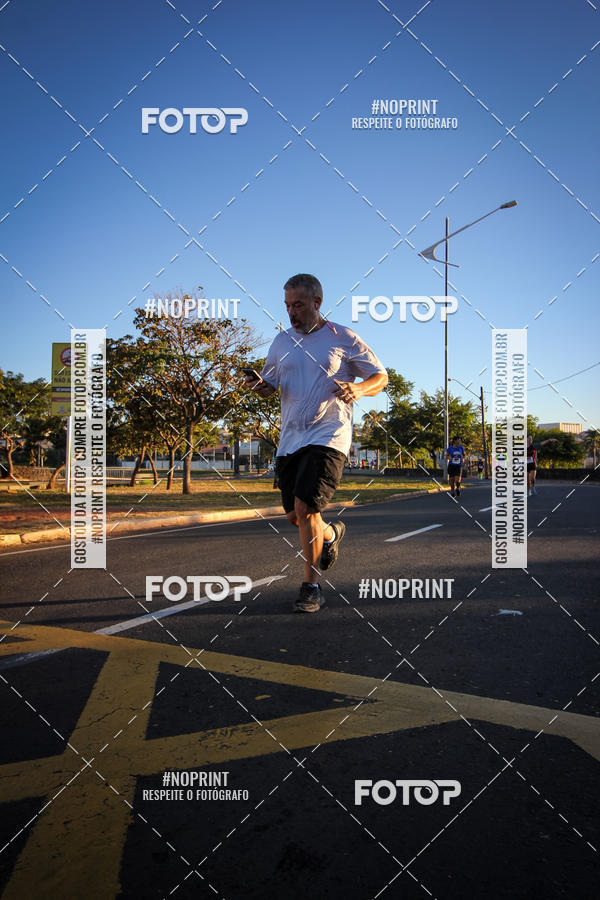 Buy your photos of the eventCorrida 8K Austa on Fotop