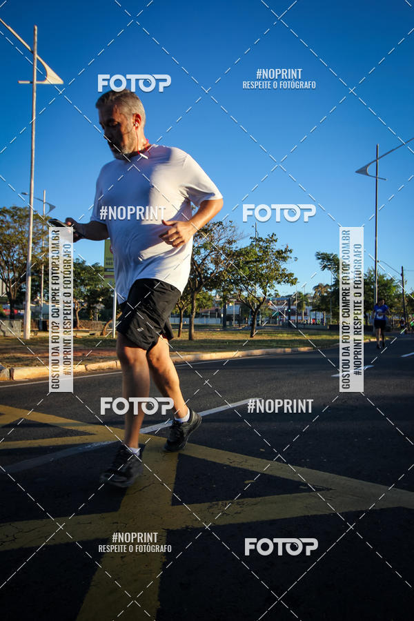 Buy your photos of the eventCorrida 8K Austa on Fotop