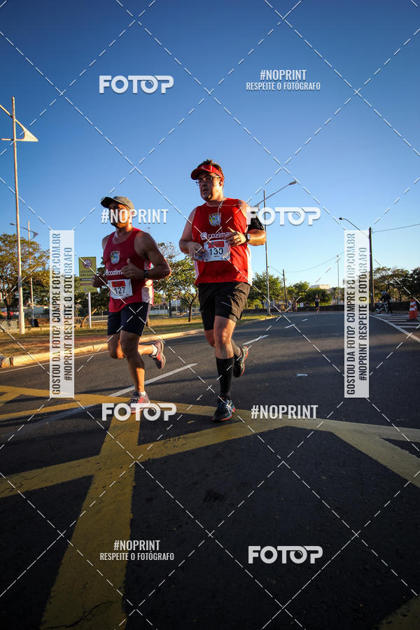 Buy your photos of the eventCorrida 8K Austa on Fotop