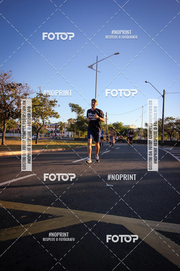 Buy your photos of the eventCorrida 8K Austa on Fotop