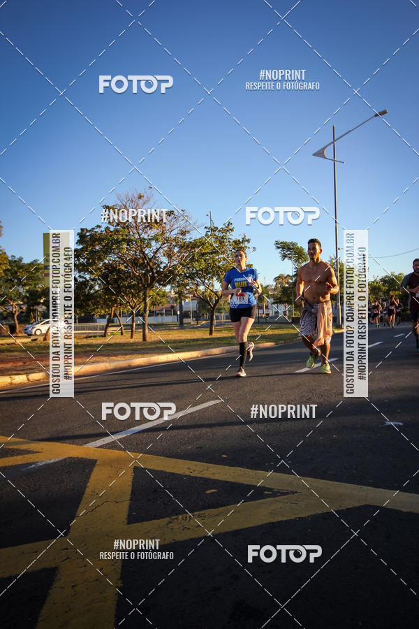 Buy your photos of the eventCorrida 8K Austa on Fotop