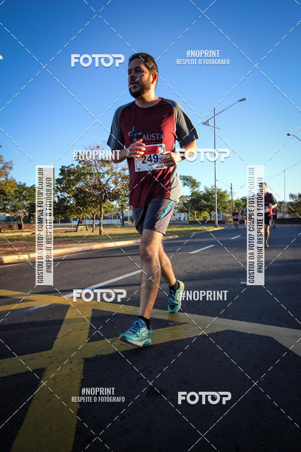 Buy your photos of the eventCorrida 8K Austa on Fotop