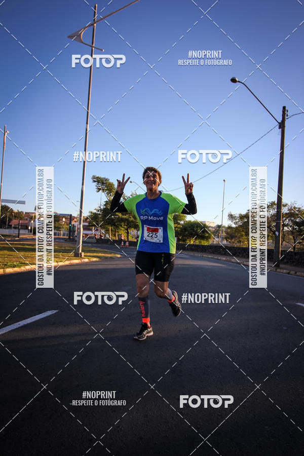 Buy your photos of the eventCorrida 8K Austa on Fotop