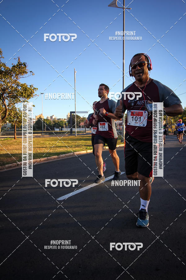 Buy your photos of the eventCorrida 8K Austa on Fotop