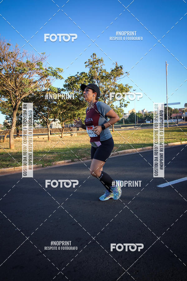 Buy your photos of the eventCorrida 8K Austa on Fotop