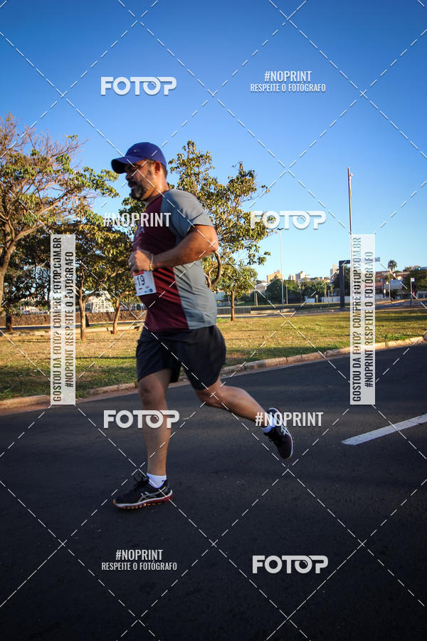 Buy your photos of the eventCorrida 8K Austa on Fotop