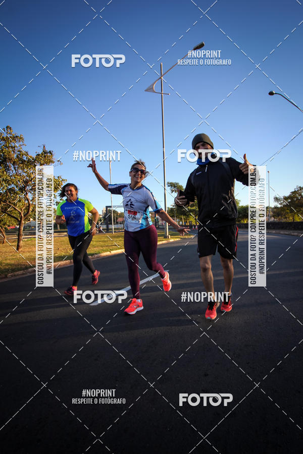 Buy your photos of the eventCorrida 8K Austa on Fotop