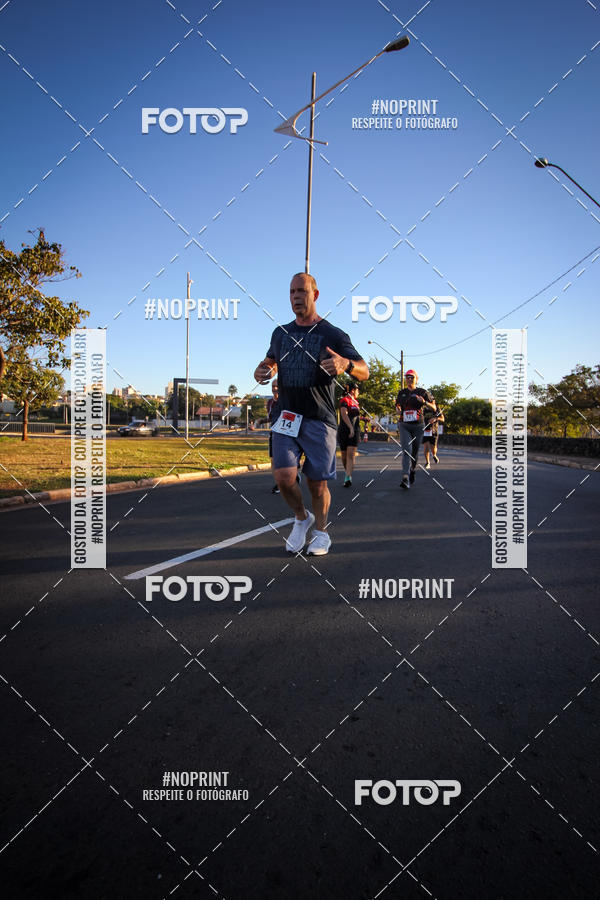 Buy your photos of the eventCorrida 8K Austa on Fotop