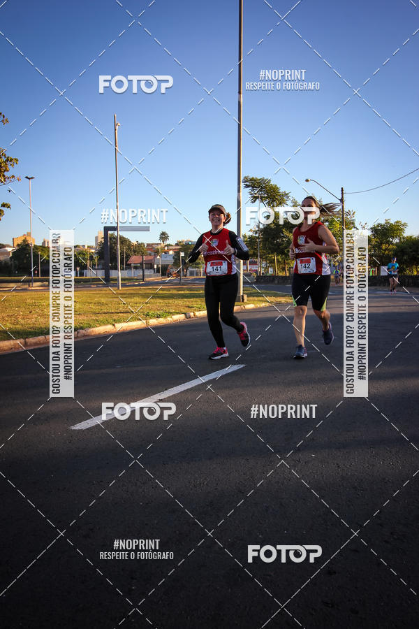 Buy your photos of the eventCorrida 8K Austa on Fotop