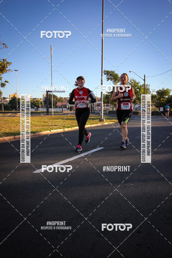 Buy your photos of the eventCorrida 8K Austa on Fotop
