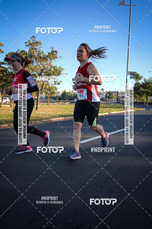Buy your photos of the eventCorrida 8K Austa on Fotop