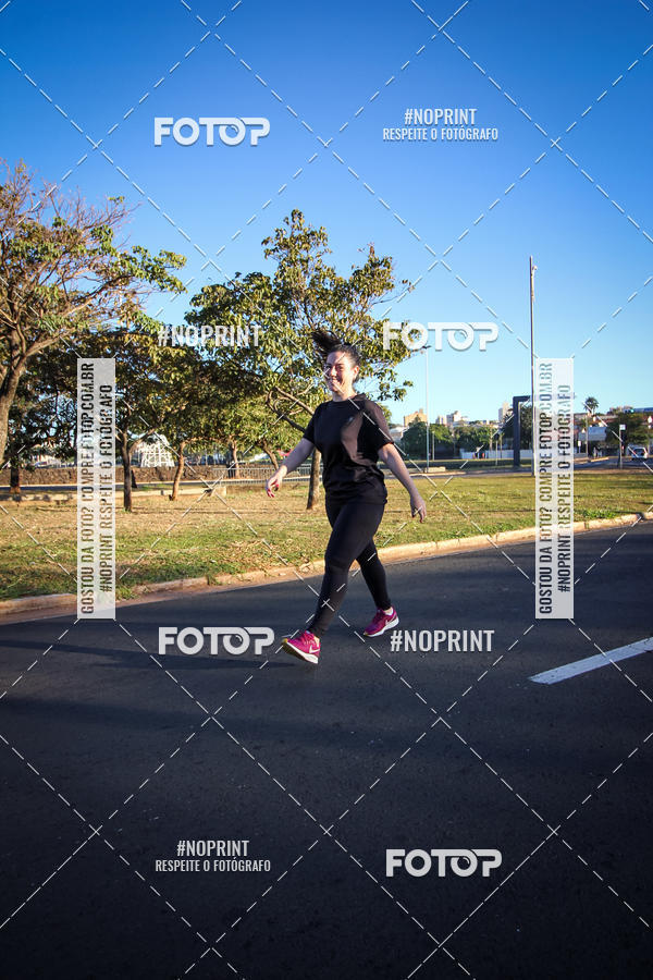 Buy your photos of the eventCorrida 8K Austa on Fotop