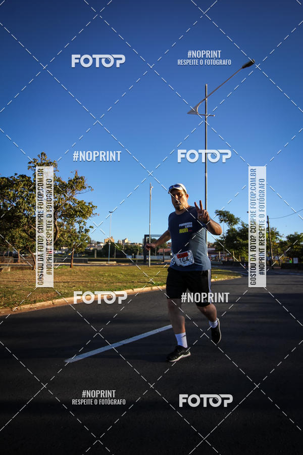 Buy your photos of the eventCorrida 8K Austa on Fotop