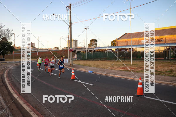 Buy your photos of the eventCorrida 8K Austa on Fotop