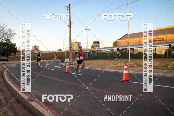 Buy your photos of the eventCorrida 8K Austa on Fotop