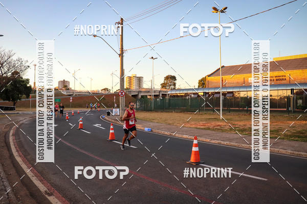 Buy your photos of the eventCorrida 8K Austa on Fotop