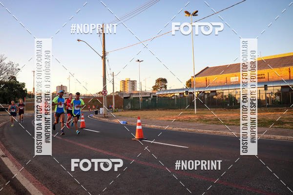 Buy your photos of the eventCorrida 8K Austa on Fotop
