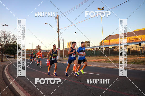 Buy your photos of the eventCorrida 8K Austa on Fotop