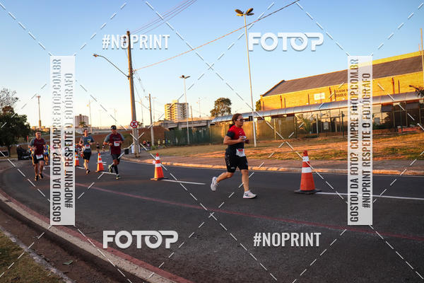 Buy your photos of the eventCorrida 8K Austa on Fotop