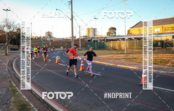 Buy your photos of the eventCorrida 8K Austa on Fotop