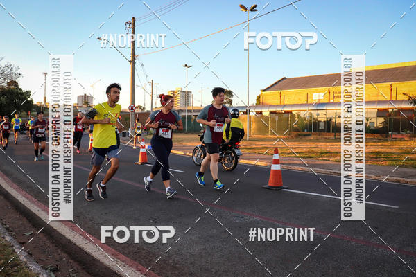 Buy your photos of the eventCorrida 8K Austa on Fotop