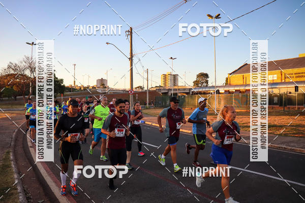 Buy your photos of the eventCorrida 8K Austa on Fotop