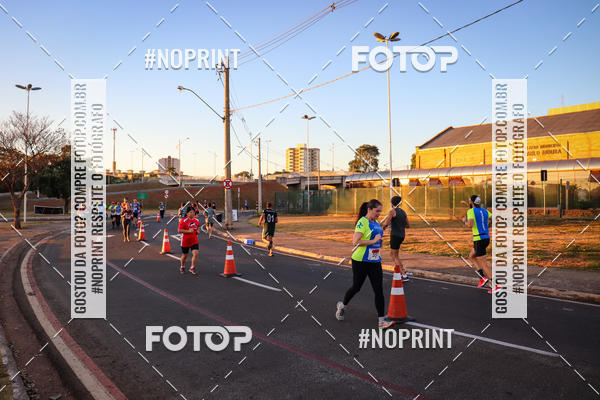 Buy your photos of the eventCorrida 8K Austa on Fotop