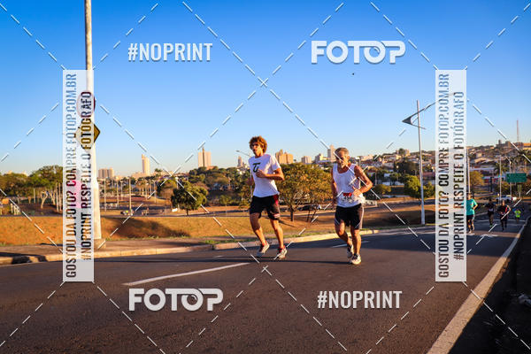 Buy your photos of the eventCorrida 8K Austa on Fotop
