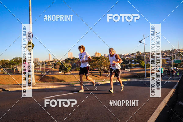 Buy your photos of the eventCorrida 8K Austa on Fotop