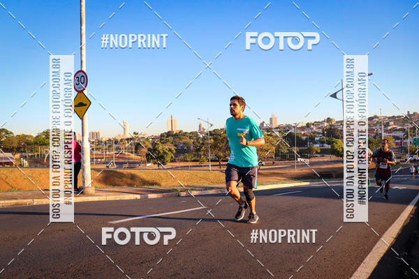 Buy your photos of the eventCorrida 8K Austa on Fotop
