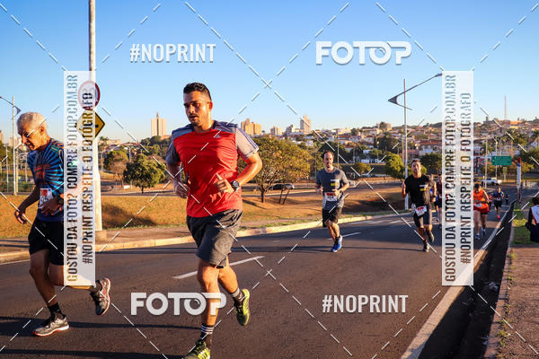 Buy your photos of the eventCorrida 8K Austa on Fotop